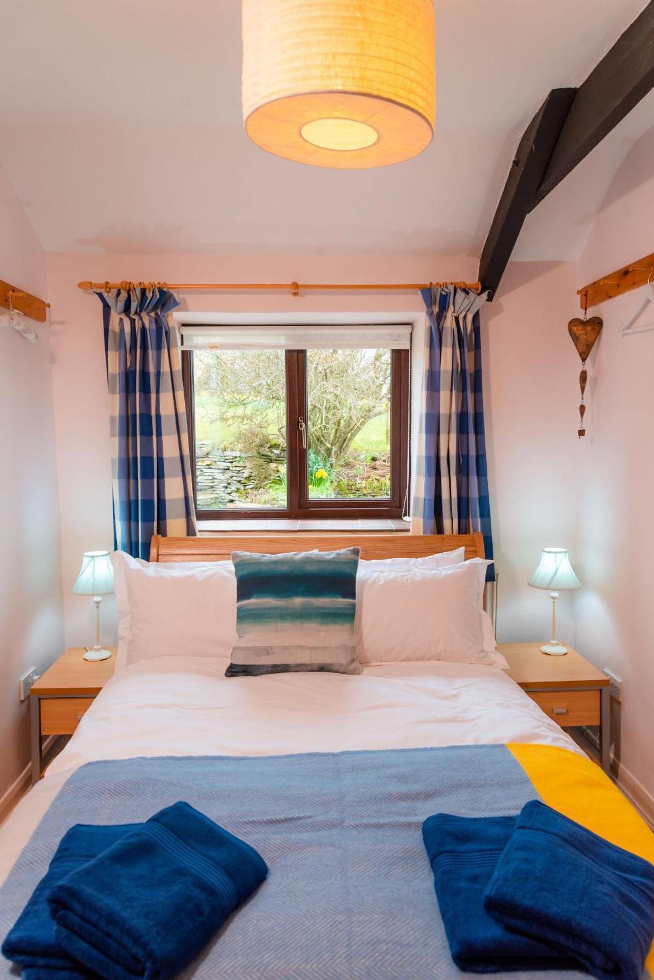 Polrunny Farm Elderberry Cottage With Sea View Боскасъл Екстериор снимка